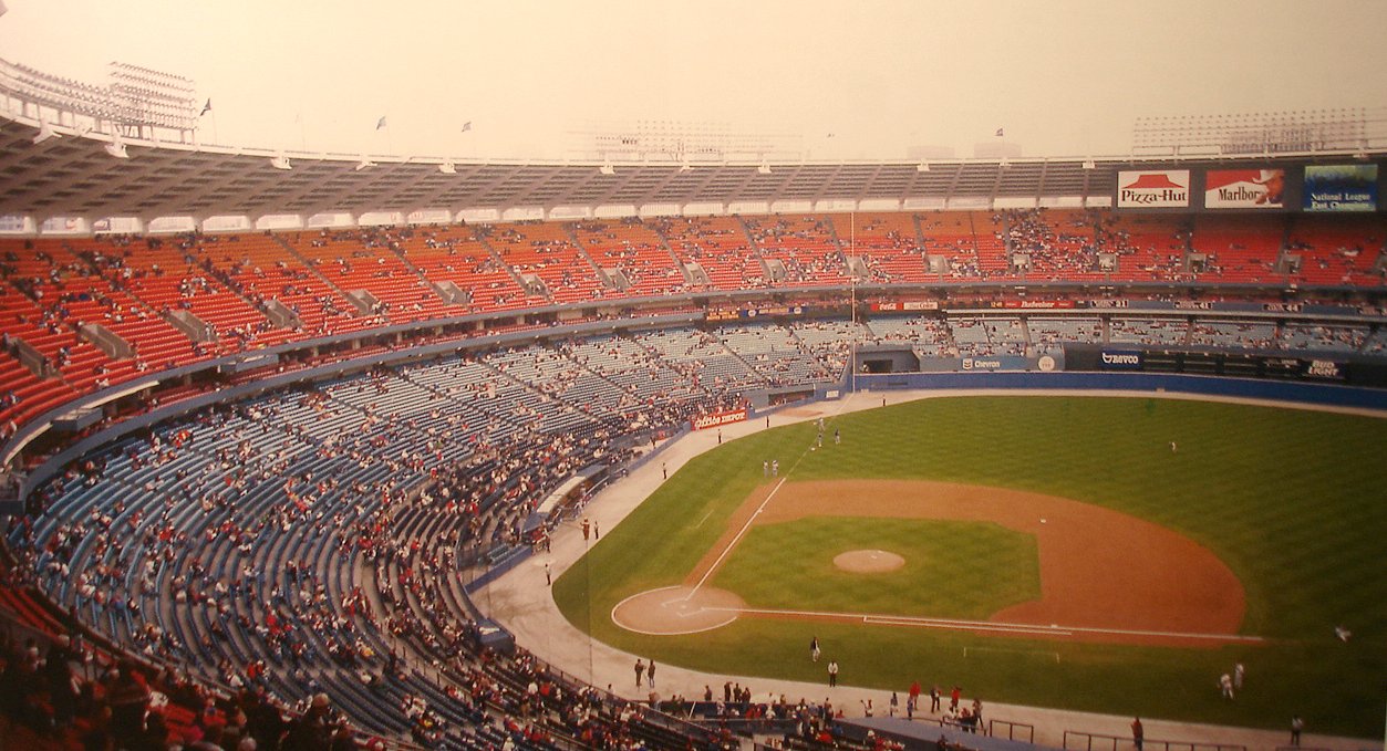 SI Photo Blog — On April 8, 1974, Atlanta Fulton-County Stadium