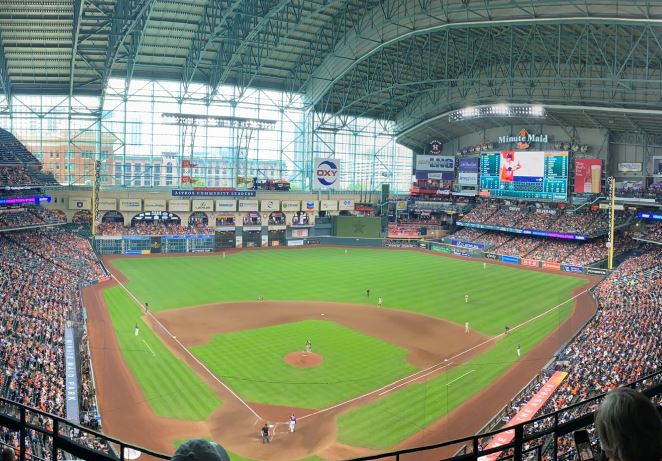 Ballpark Review: Minute Maid Park (Houston Astros) – Perfuzion